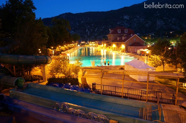 Natural hot springs in Glenwood Springs, Colorado #travel