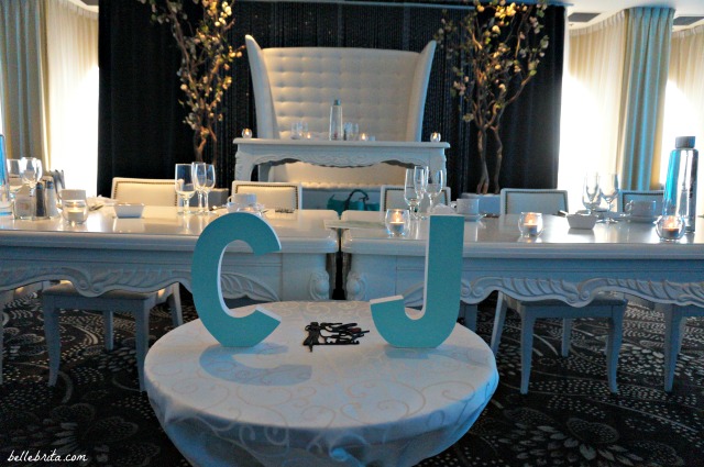 Blue and silver wedding decor, head table, Montreal | Belle Brita