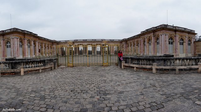 Le Grand Trianon at Versailles is pink perfection! | Belle Brita