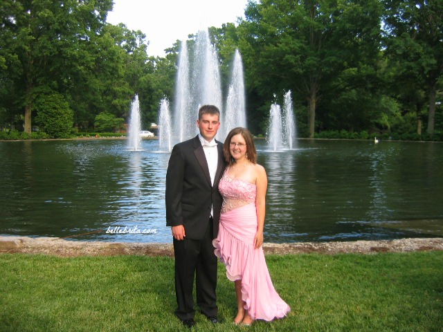 Taking pictures with my best friend and date on Furman's campus before my sorority's spring formal. | Belle Brita