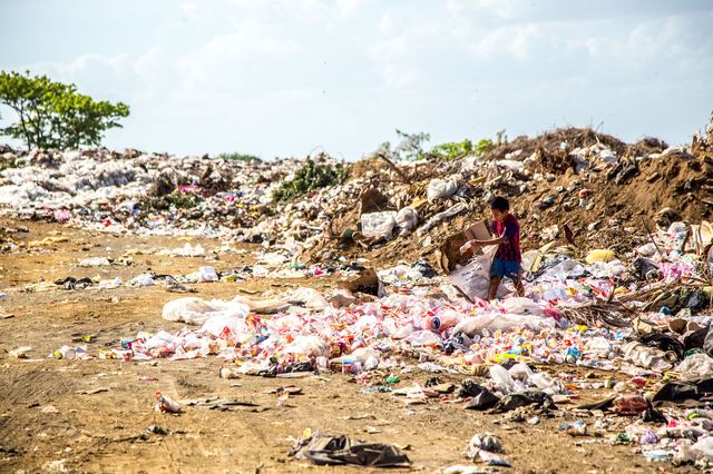 A landfill with plastic. | Reduce your usage of single-use plastics to help the environment! | Belle Brita