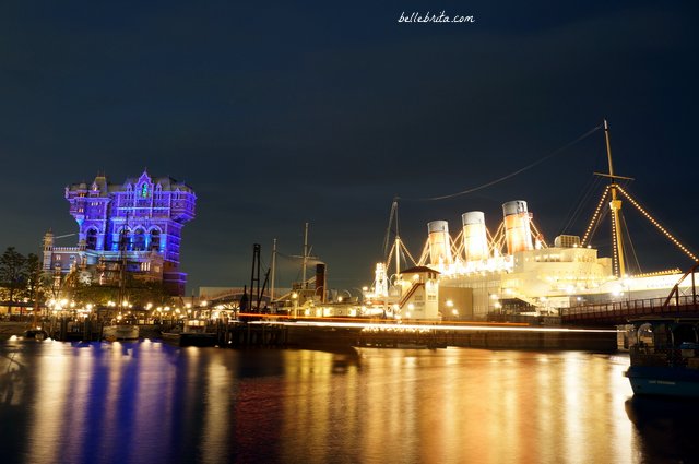 Nighttime view of Tokyo DisneySea New York Harbor | Tokyo travel | Belle Brita