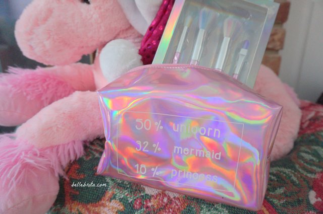 These iridescent beauty accessories are just what every mermaid and unicorn want this holiday season! | Belle Brita