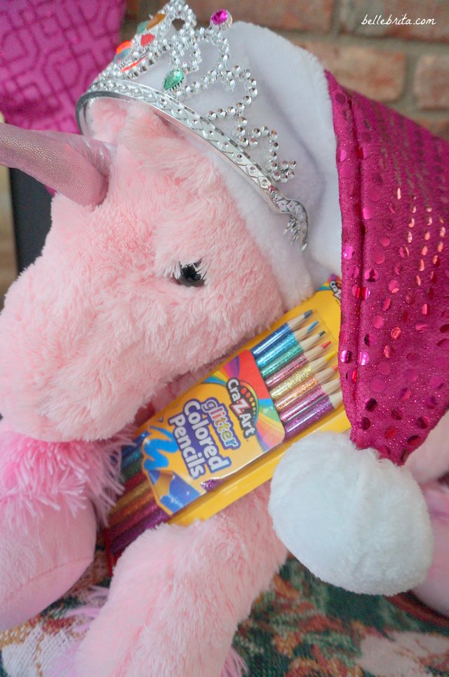 Glitter pencils make a great stocking stuffer! These work for children who love to color. Or pair a set with an adult coloring book for your best friend or sister! | Belle Brita