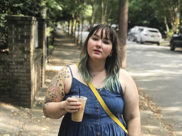 Meet Kayla, blogger at A Paper Arrow and co-host of the 2018 Love Blog Challenge! | Belle Brita