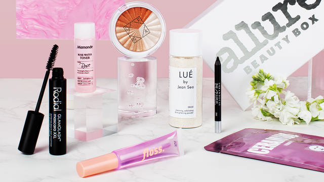 Flat lay with beauty samples from Allure Beauty Box