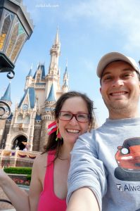 What a magical day in Tokyo Disneyland! Read my full review of all the rides, attractions, parades, and food. | Belle Brita